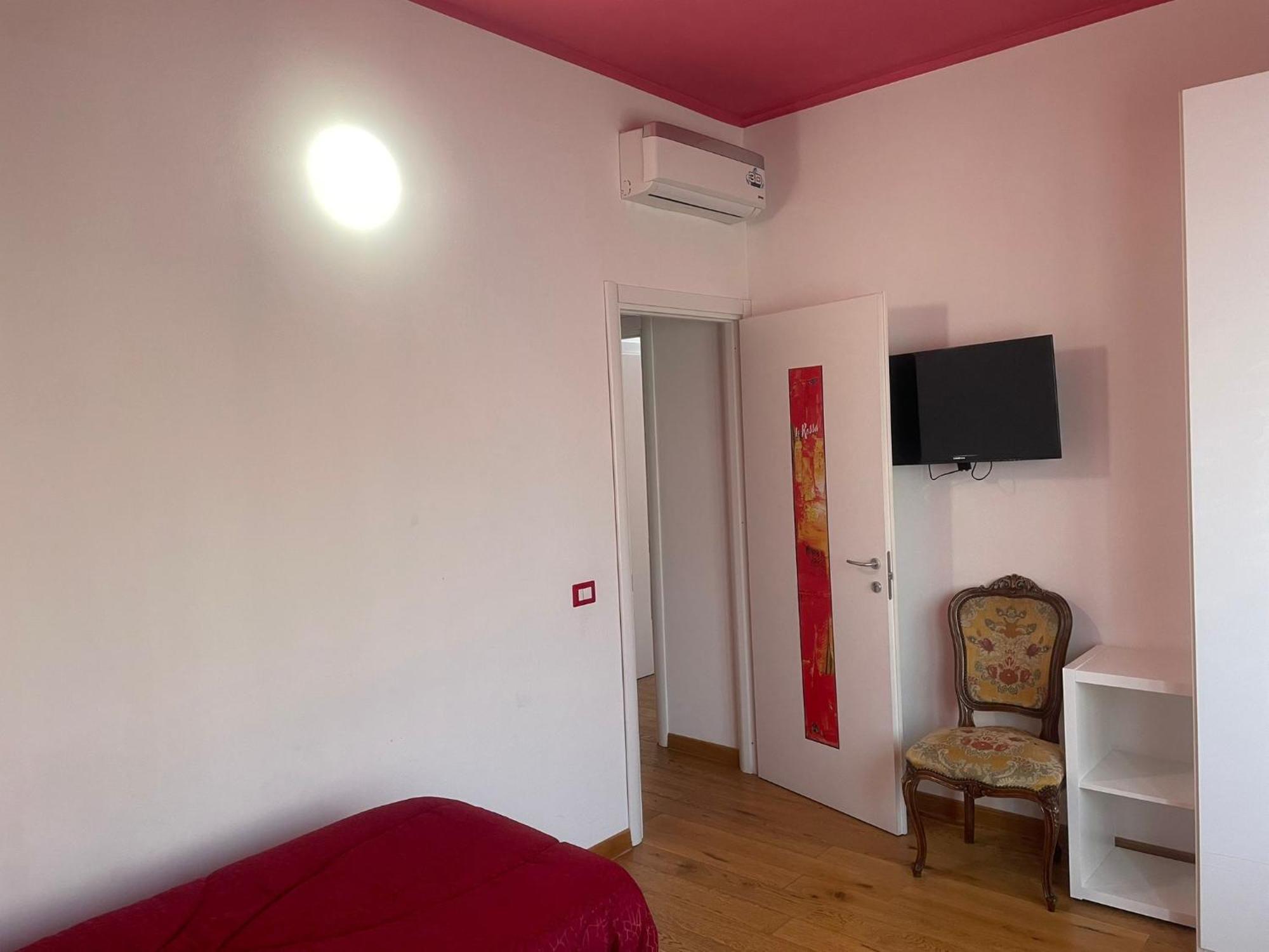 Rooms Of Love Pavia Exterior photo